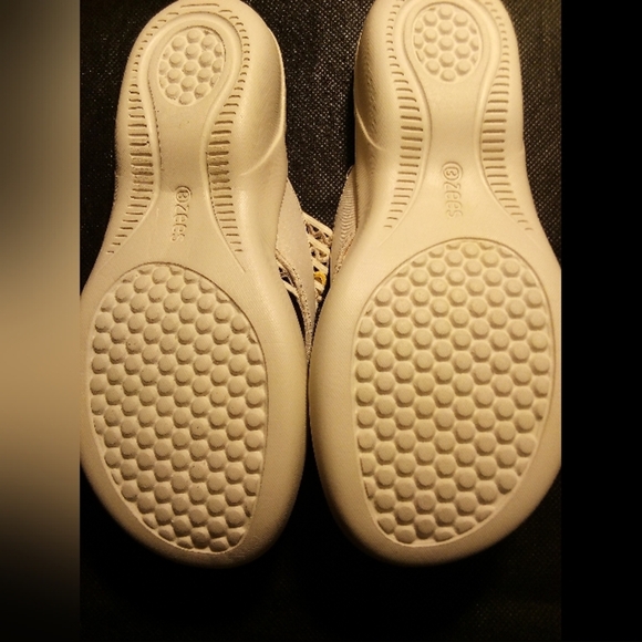 BZees - NWT-Cabana, Size 6.5 Women Sandals Comfort Shoe No Box/Dust Bag Included - Picture 6 of 12